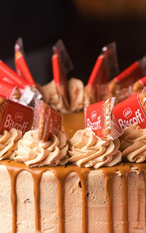 The Big Biscoff Cake